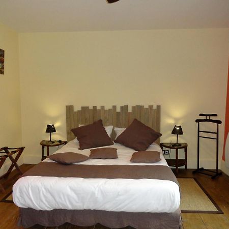 Bed and Breakfast Le Figuier De Pauline Luzech Екстер'єр фото