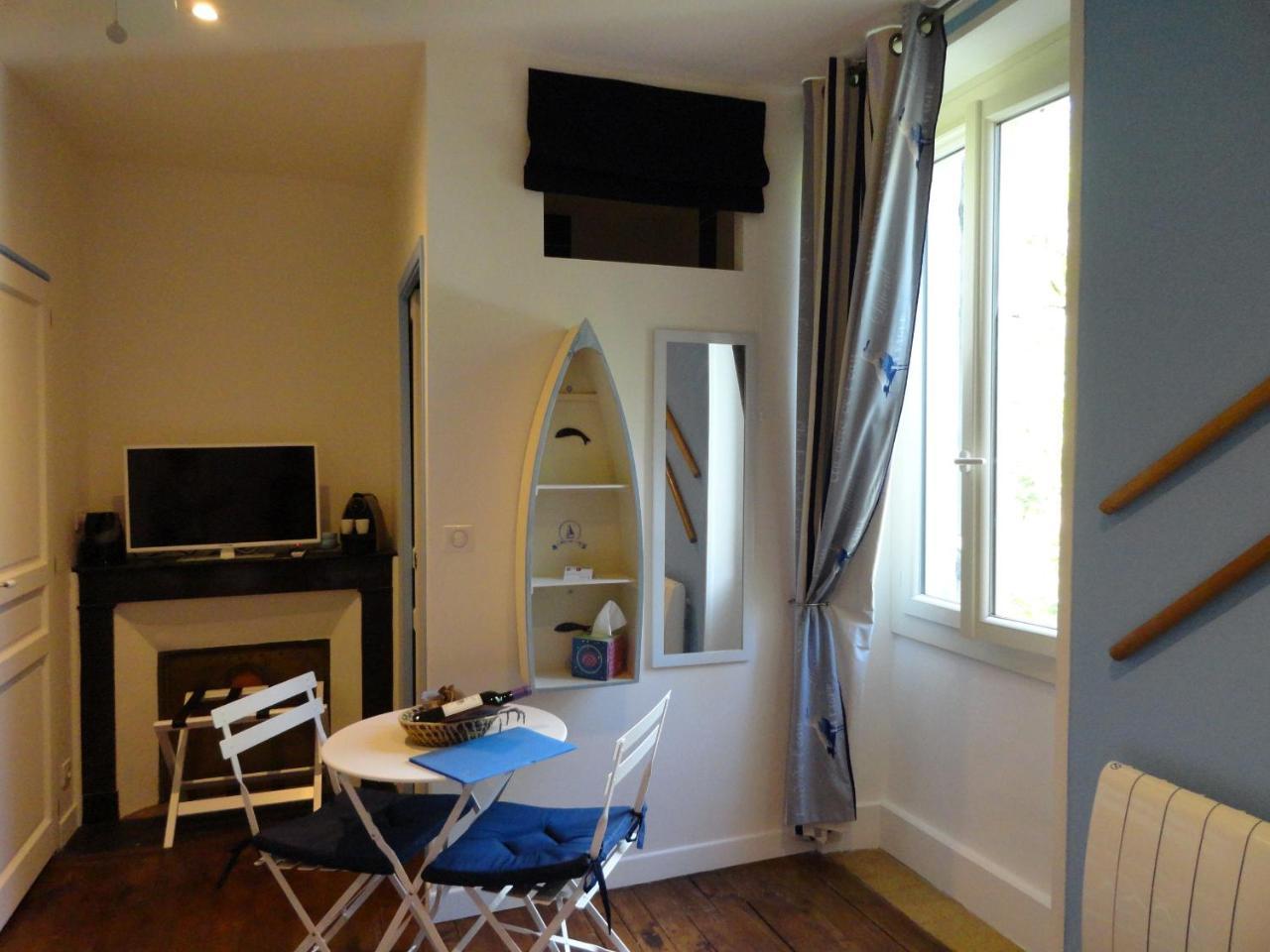 Bed and Breakfast Le Figuier De Pauline Luzech Екстер'єр фото